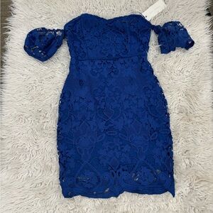 Lush lace blue dress